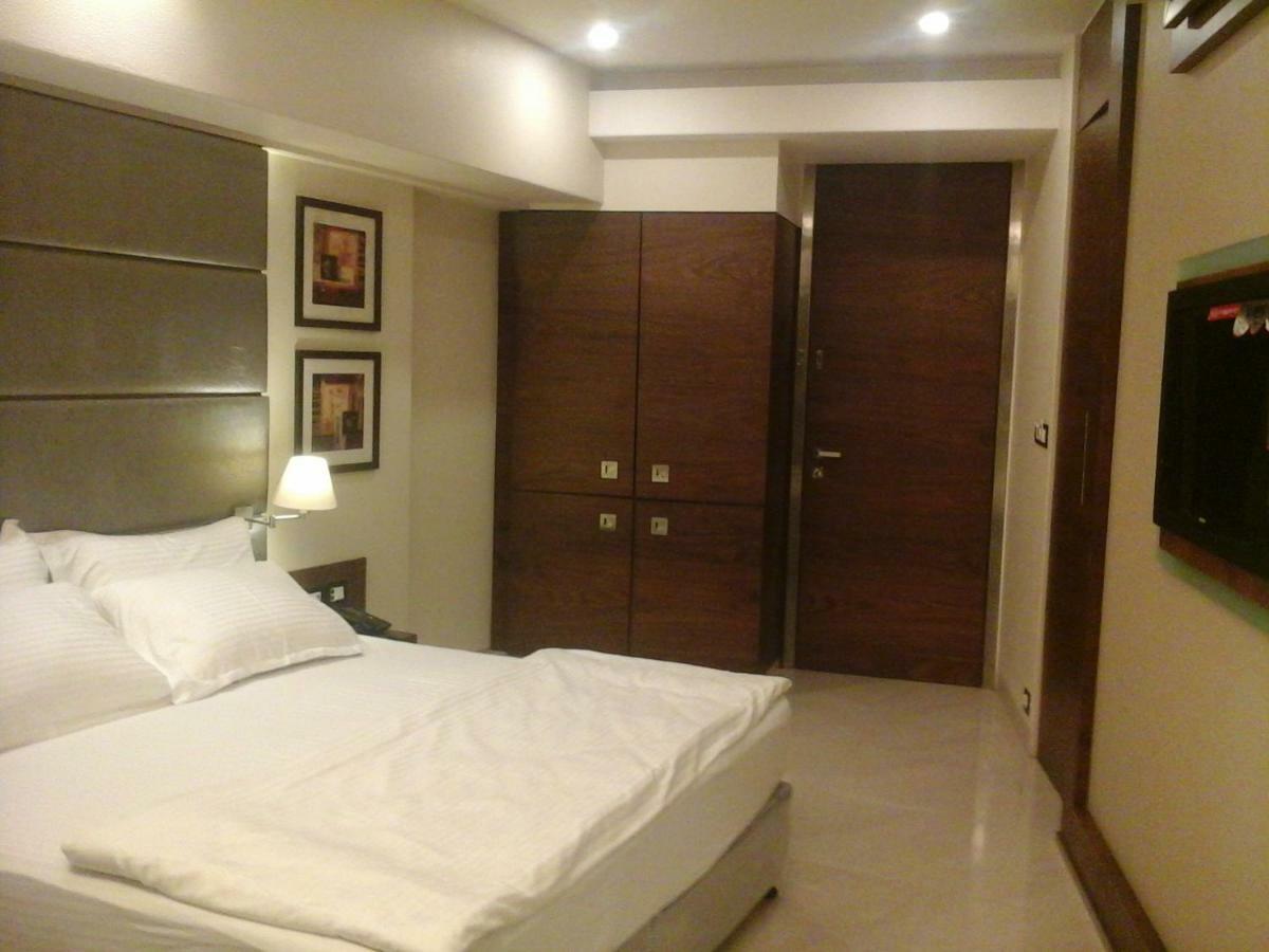 Hr Residency 4*