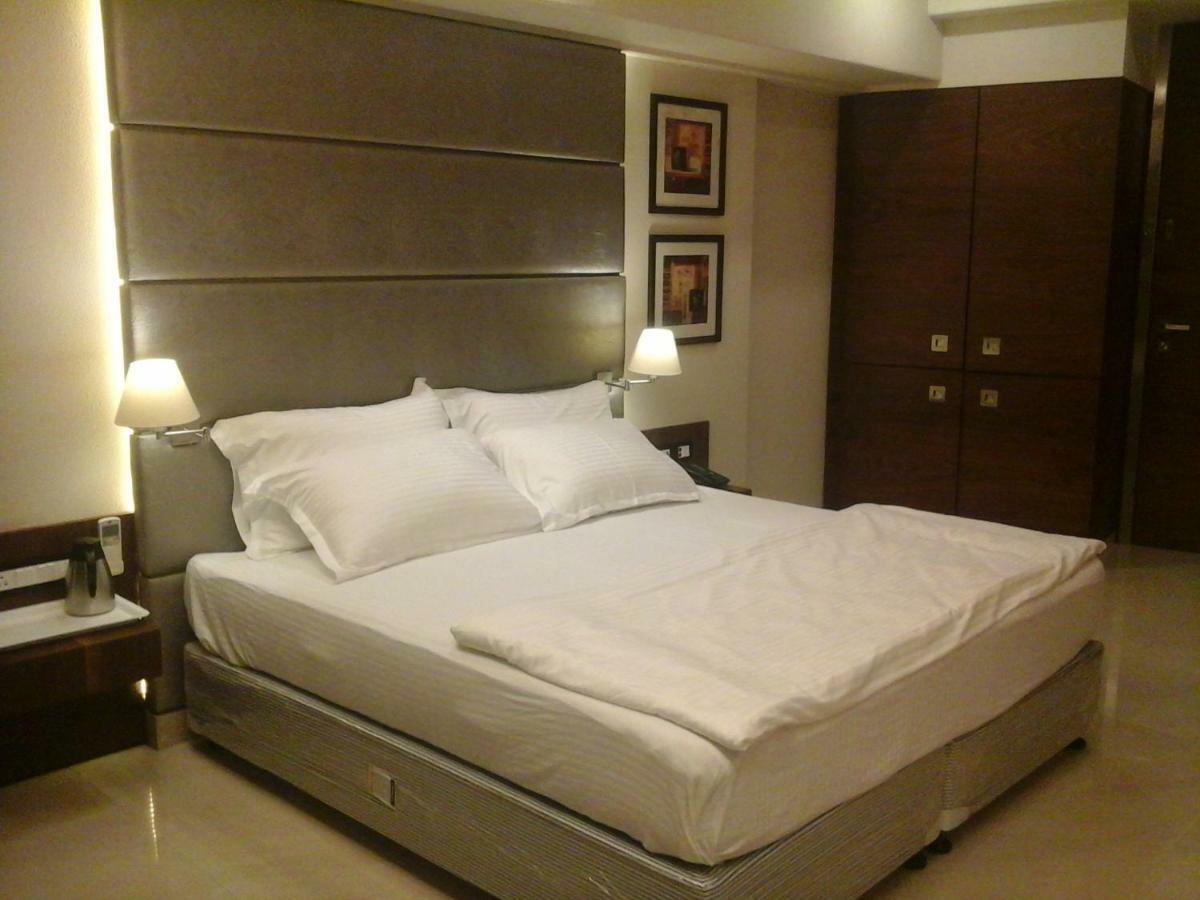 Hr Residency Hotel