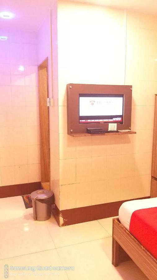 Saim Palace Lodge Mumbai