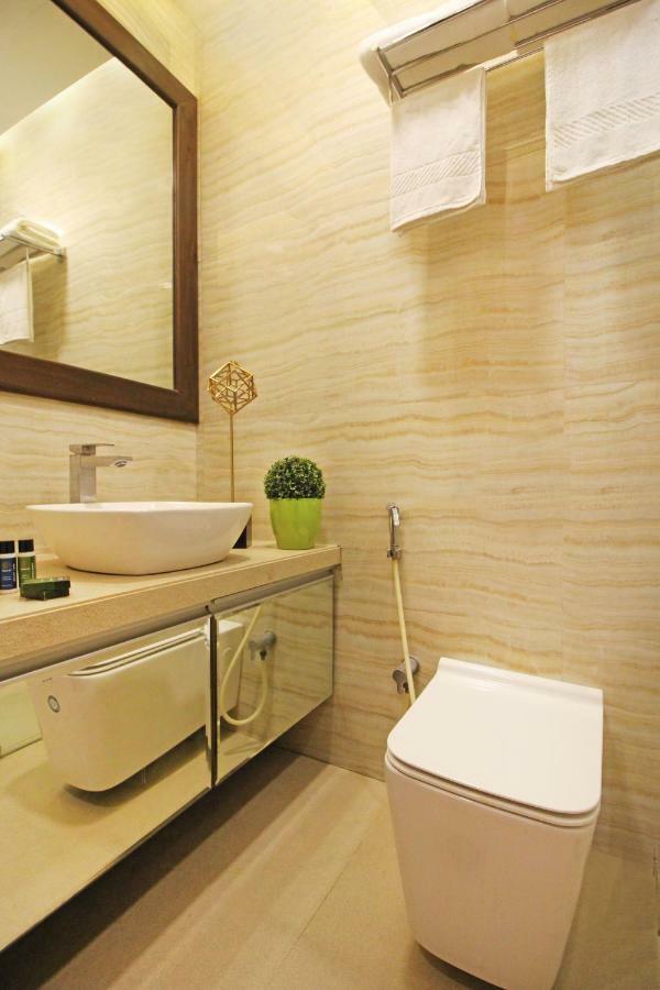 Theory9 Premium Service Khar Apartamento