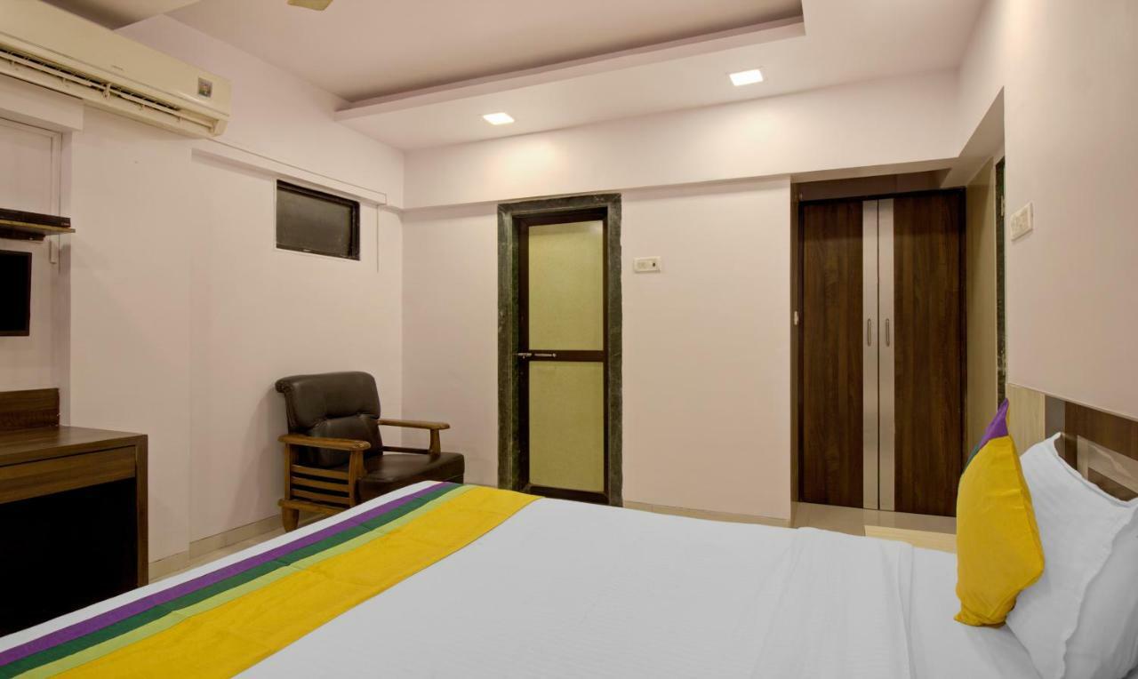 Daisy Residency Hotel 3*