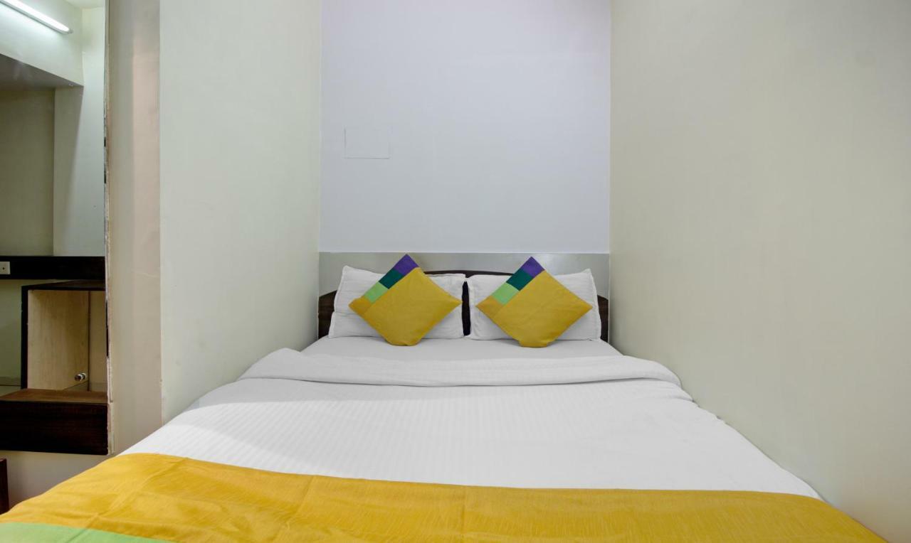 Hotel Daisy Residency