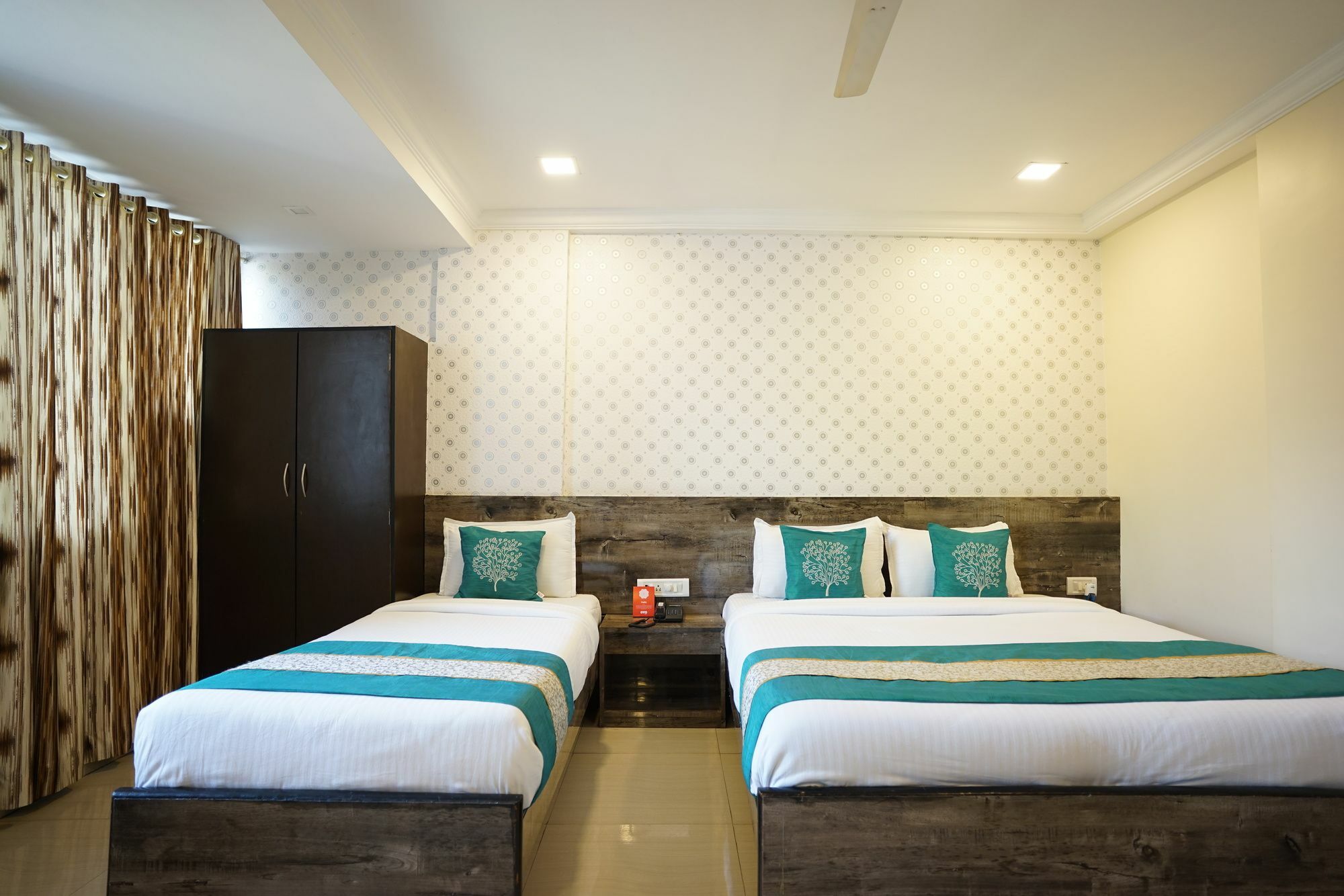 OYO 5665 Rana Residency Hotel