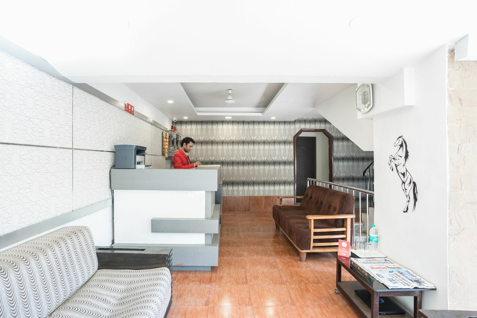 OYO 5665 Rana Residency Hotel
