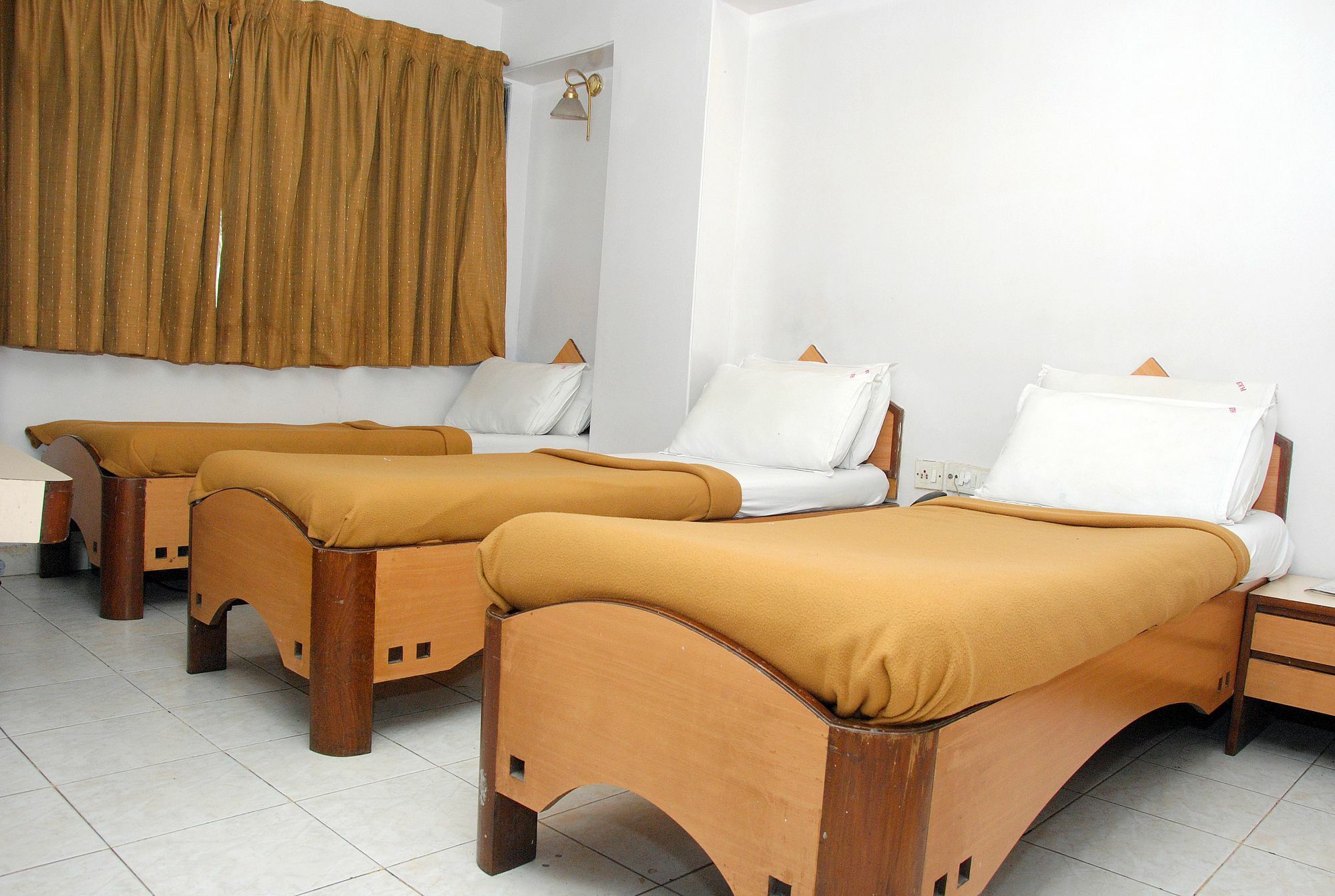 Fabhotel Kamran Residency Mumbai