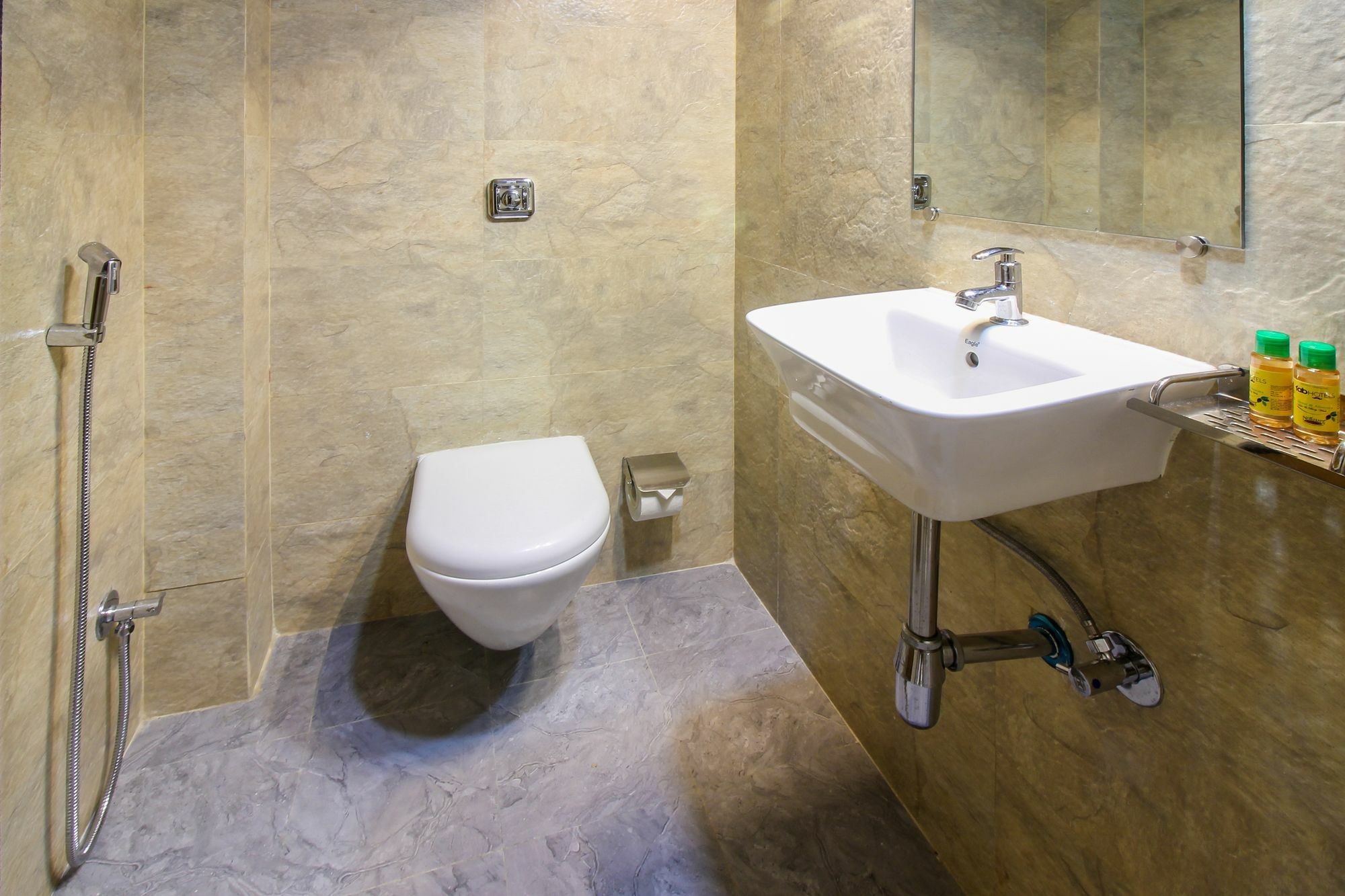 Townhouse Andheri Sakinaka Metro Formerly Hotel 3*