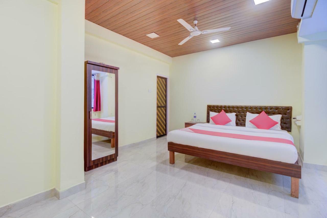 Oyo 41894 Vaishnavi Residency 3* Mumbai