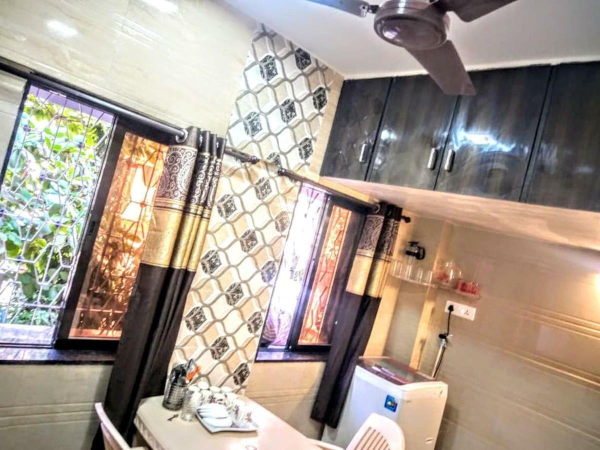 Cozy Furnished One Block From The Ocean Apartamento Mumbai