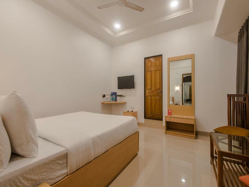 Oyo Flagship 572 Santacruz West Bombaim