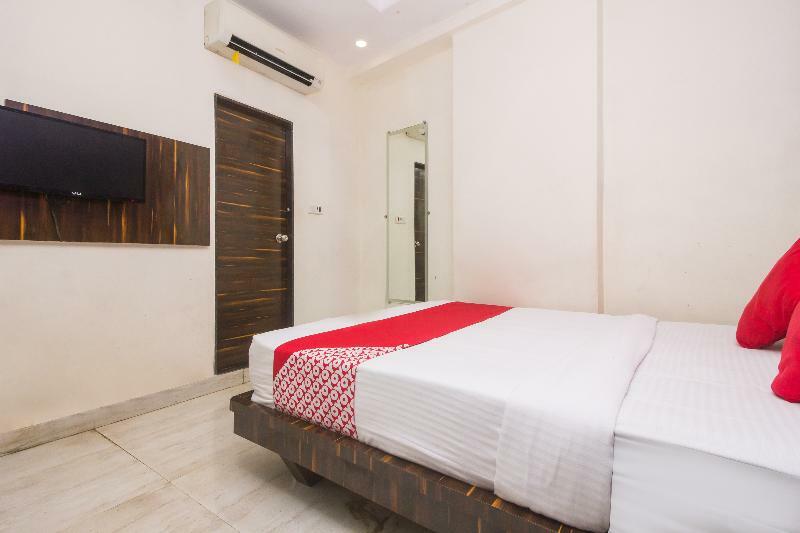 Oyo 8193 Pearl View Mumbai