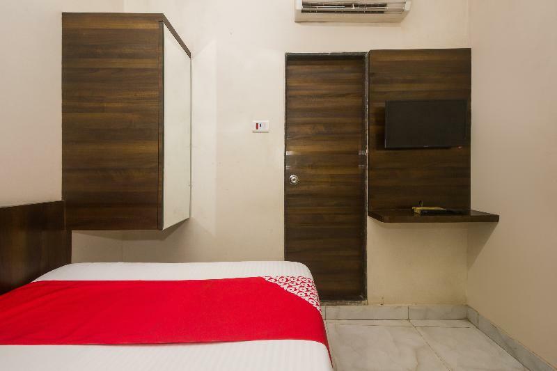 Oyo 8193 Pearl View 3* Mumbai