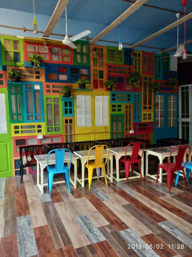 Salaam Namastey Backpackers Albergue