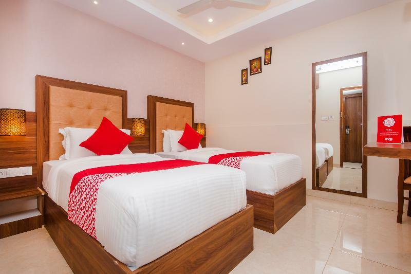 Hotel Oyo 18981 Amber Palace Mumbai