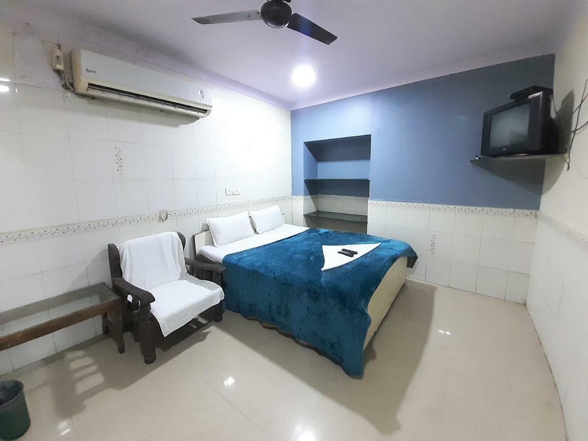 Hotel Hexa Metro Plaza
