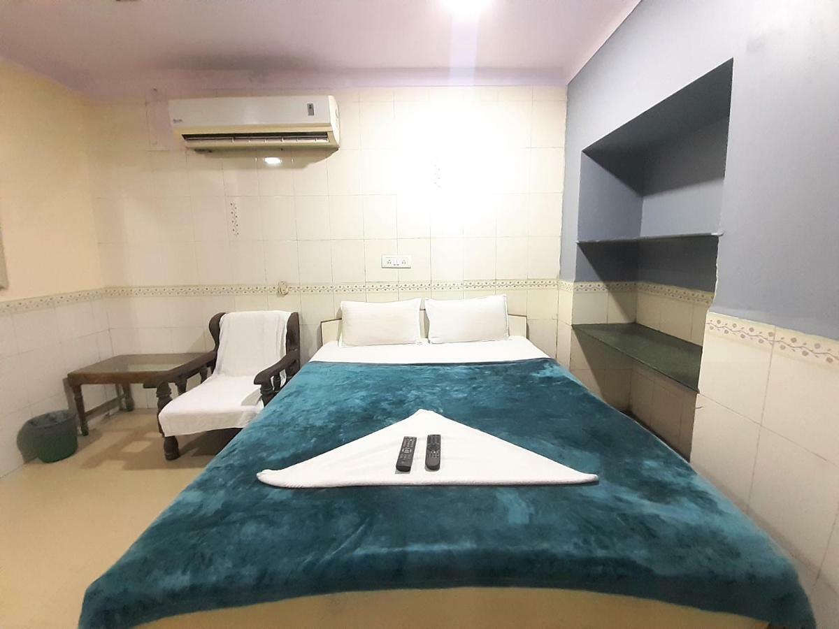 Hotel Hexa Metro Plaza