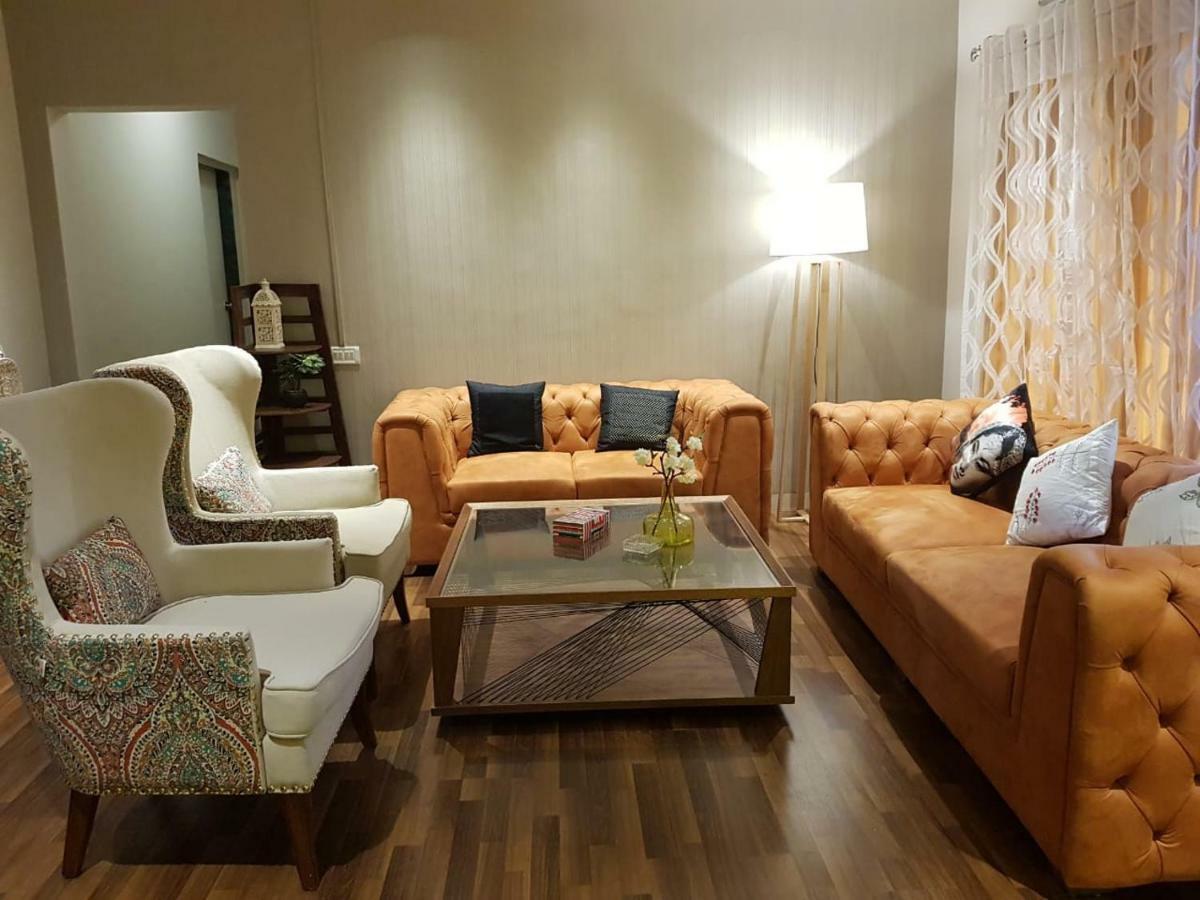 Sixth Sense Hospitality Service In Bandra Bkc Bombaim