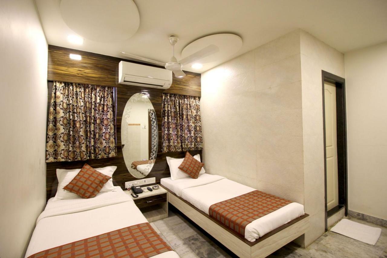 Hotel Oc Residency *