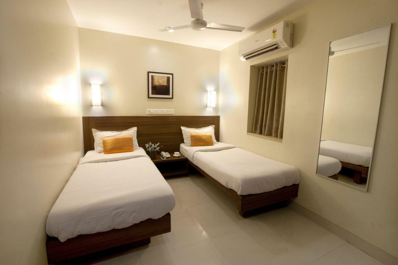 Rahat Hotel