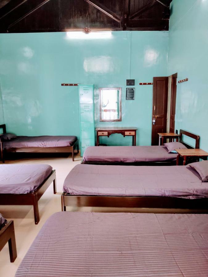 Hebbar's Heritage Hostel Mumbai