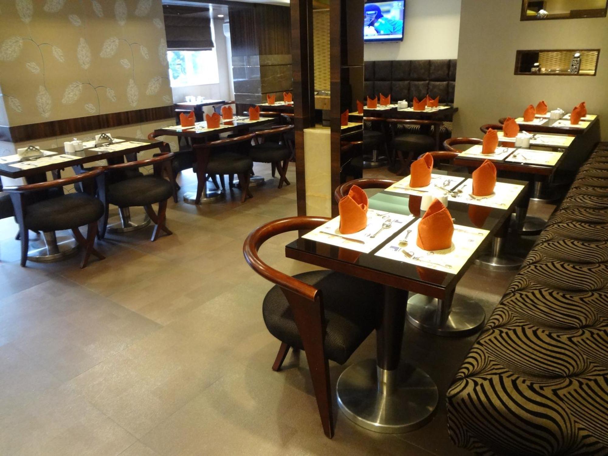 Suba Palace Near Gateway Of India Hotel