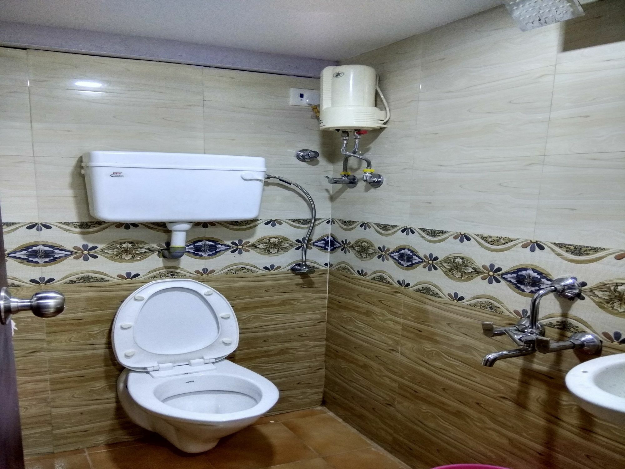 Hostel Ayat Asalpha Metro *