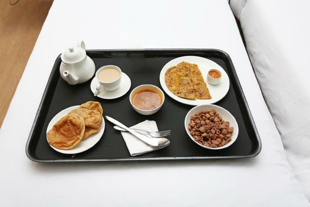 Hotel Art Airport 3*