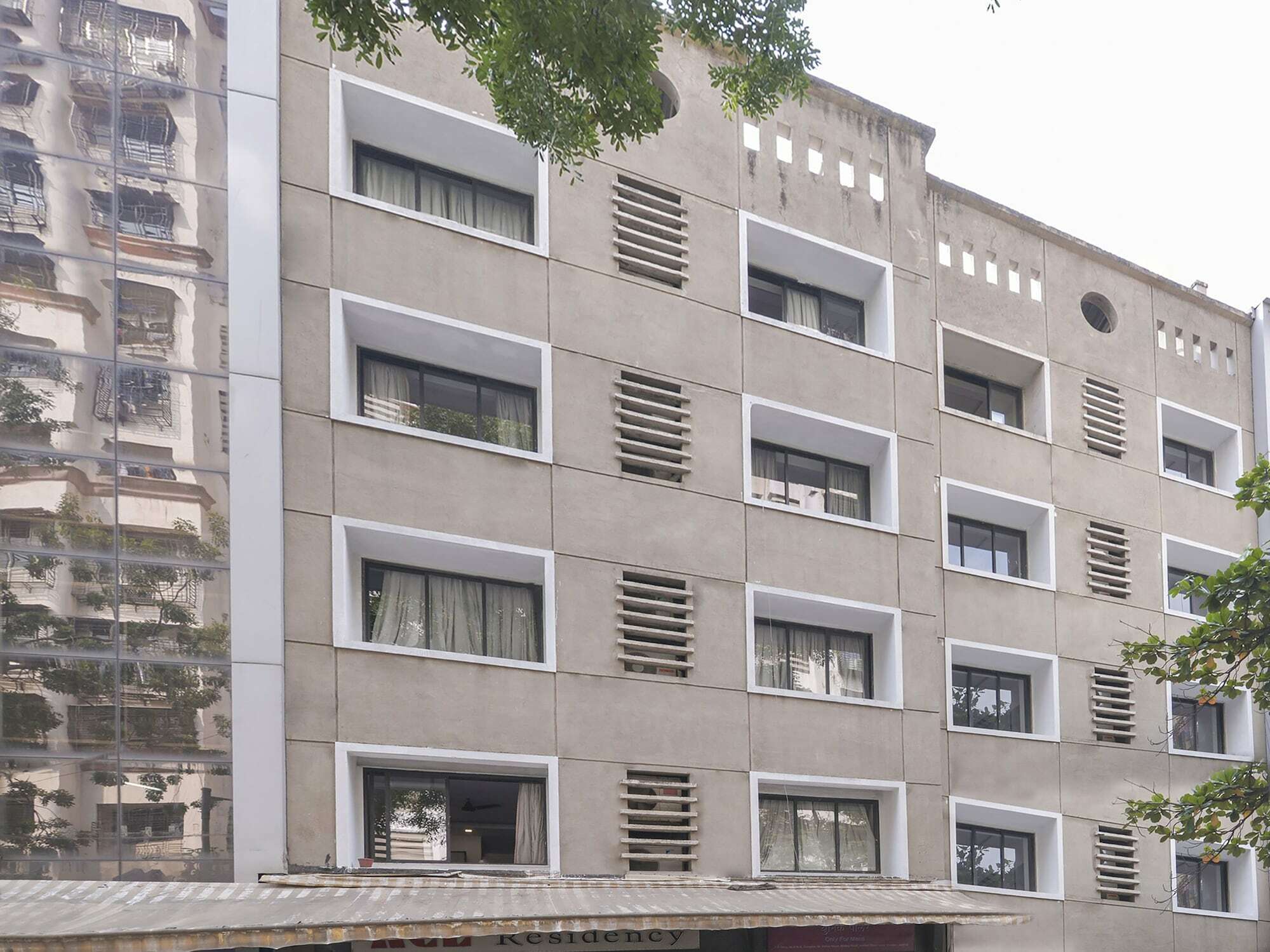 Hotel Oyo 17165 Flagship Ace Residency Marol 2*