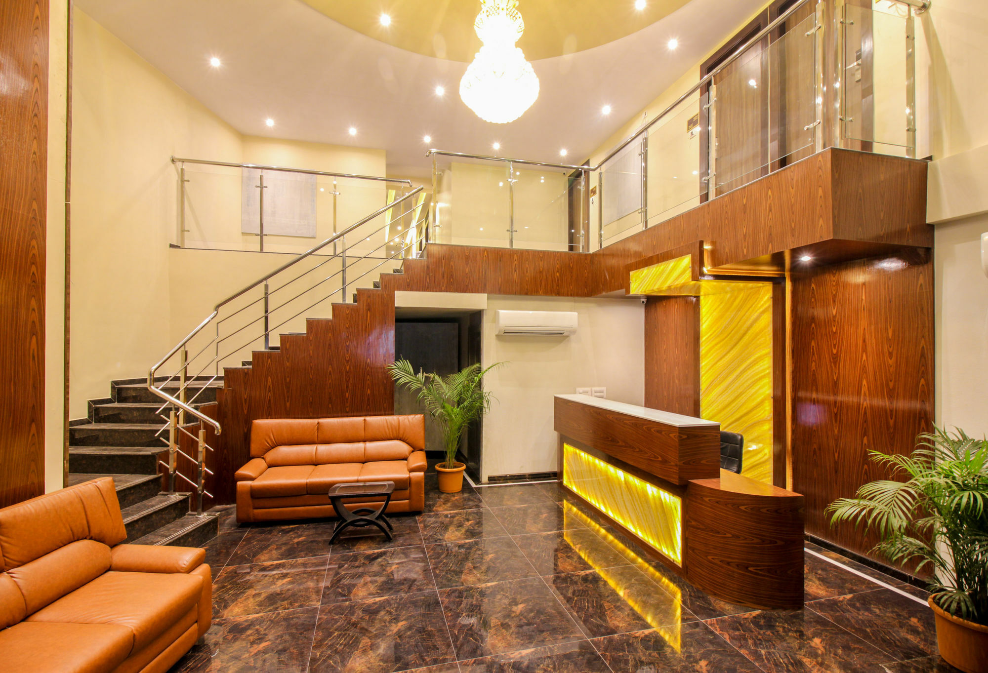 Fabhotel Atlas Plaza Andheri East Hotel 3*