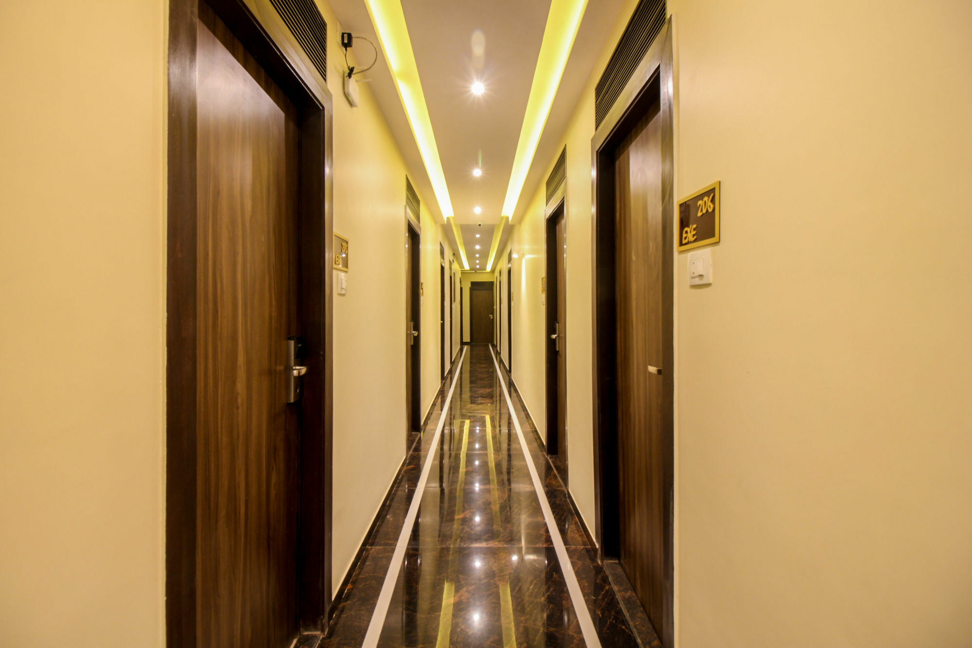 Fabhotel Atlas Plaza Andheri East