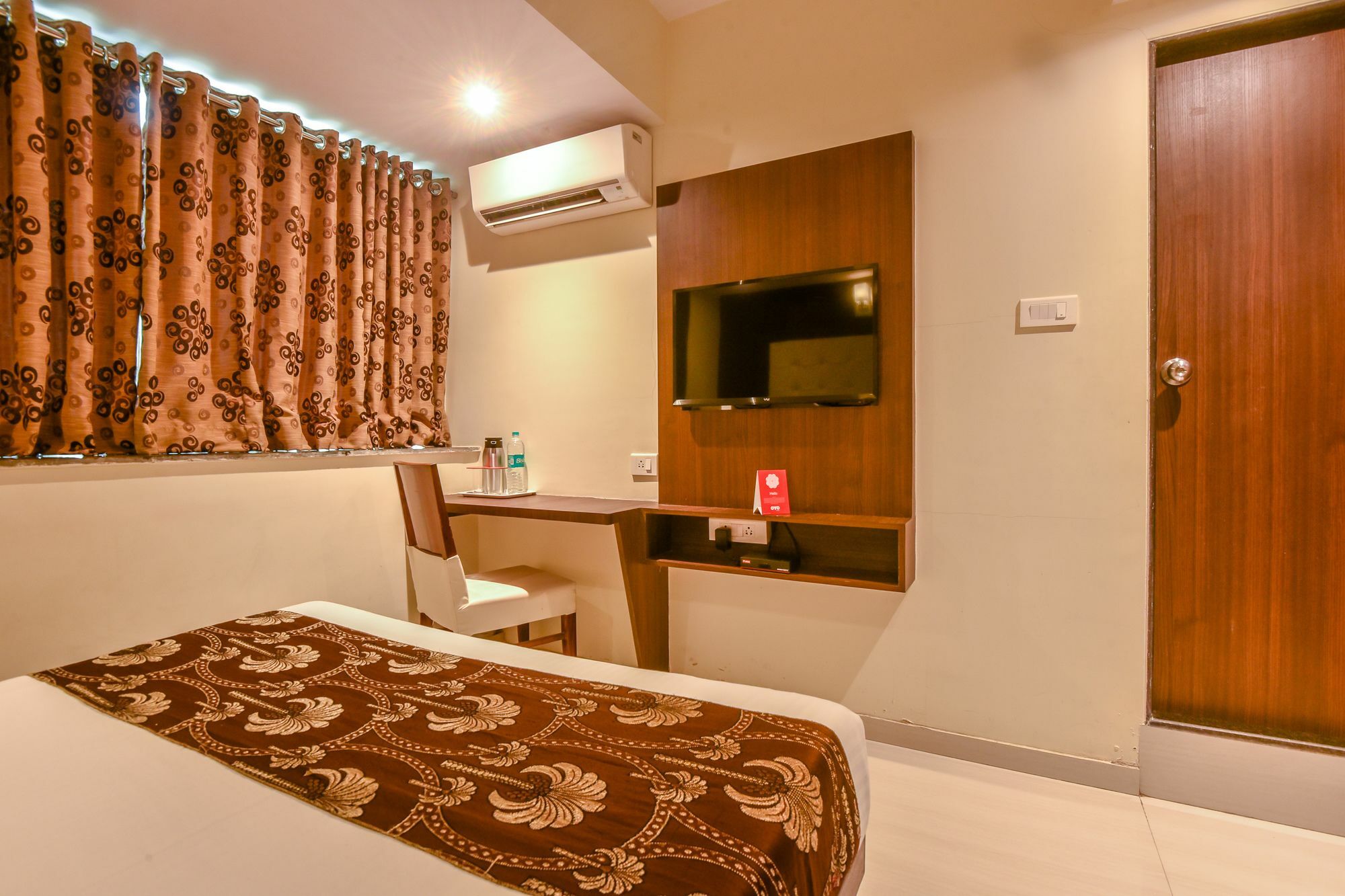 Oyo 7840 Artus 2 Hotel Bombaim