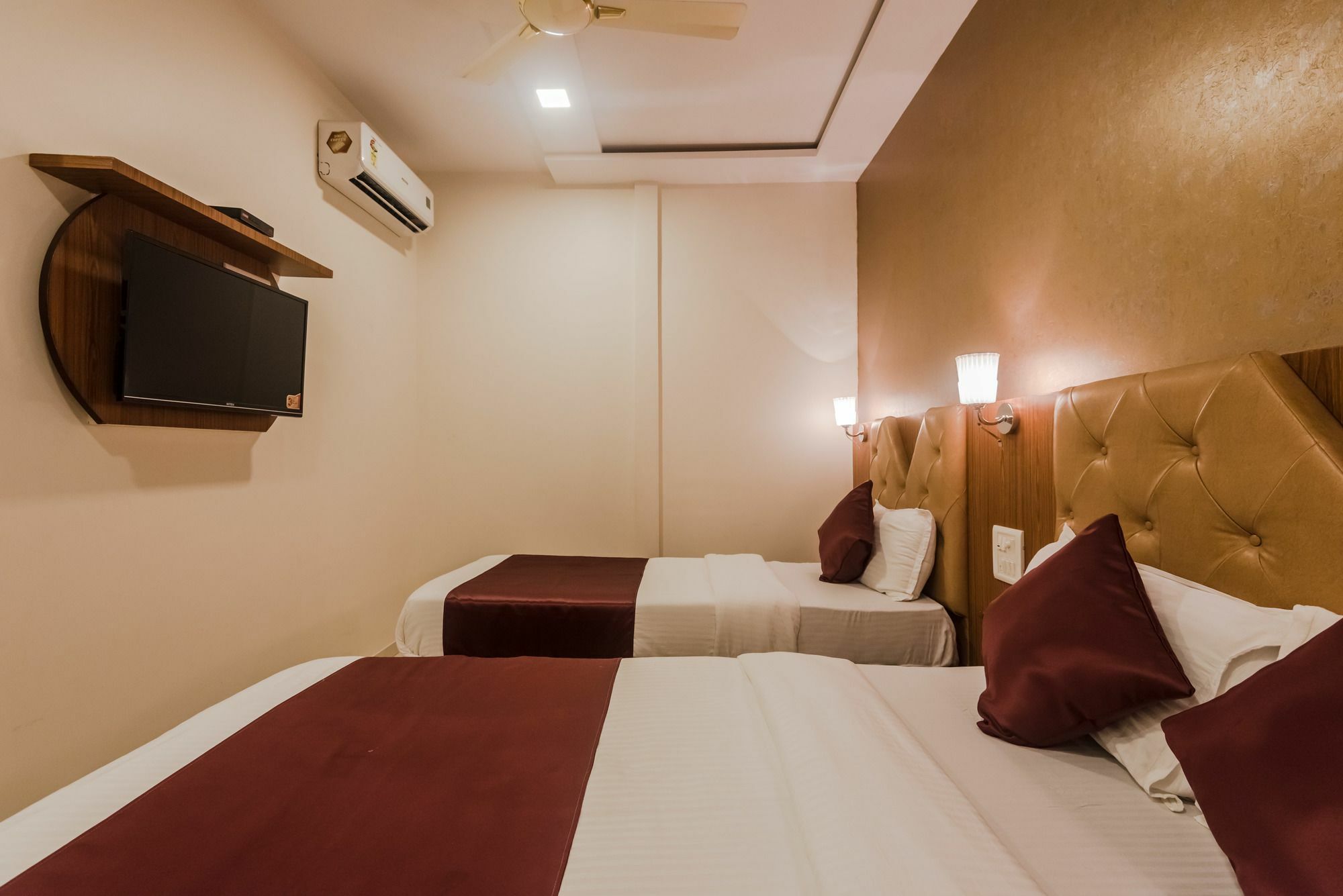 Flagship 8544 Bentleys Hotel 3*