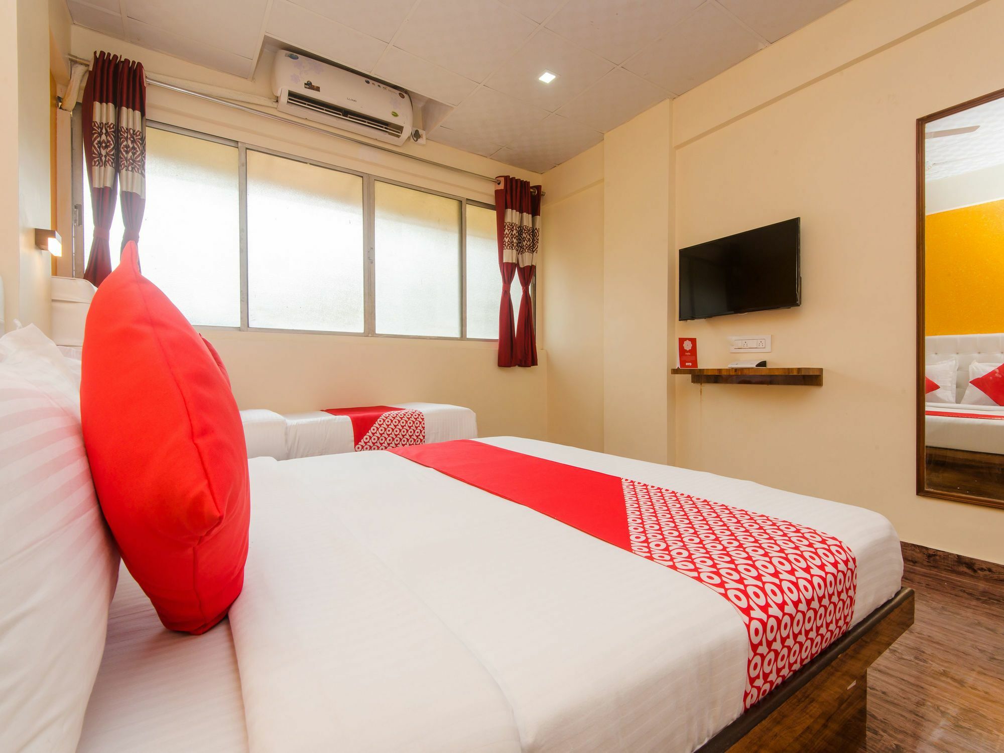 Hotel Oyo 12378 Kokila Bombaim