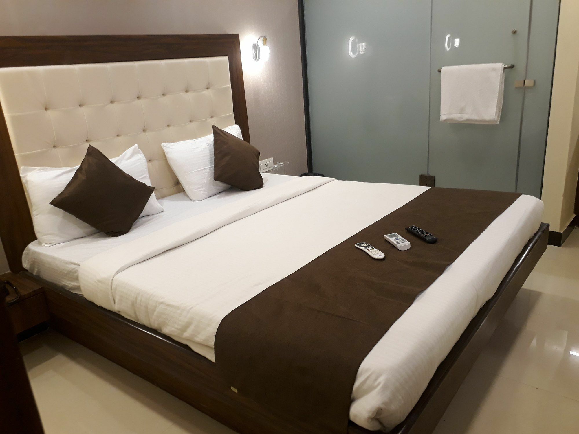 Hotel Garden Creek Residency Near Airport Mumbai