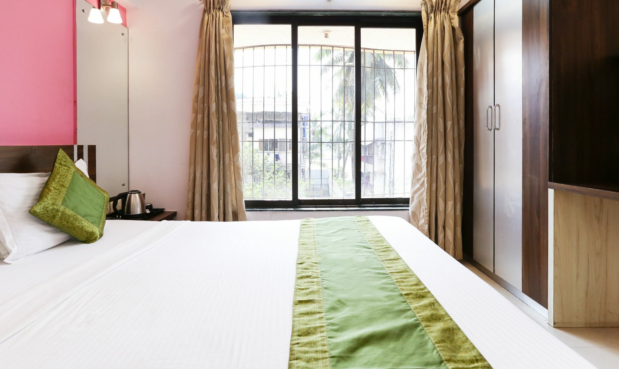 Daisy Residency 3* Mumbai