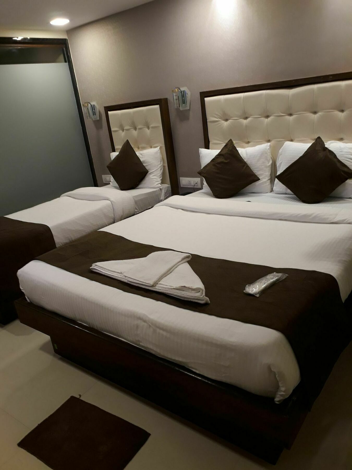 Garden Creek Residency Near Airport Hotel