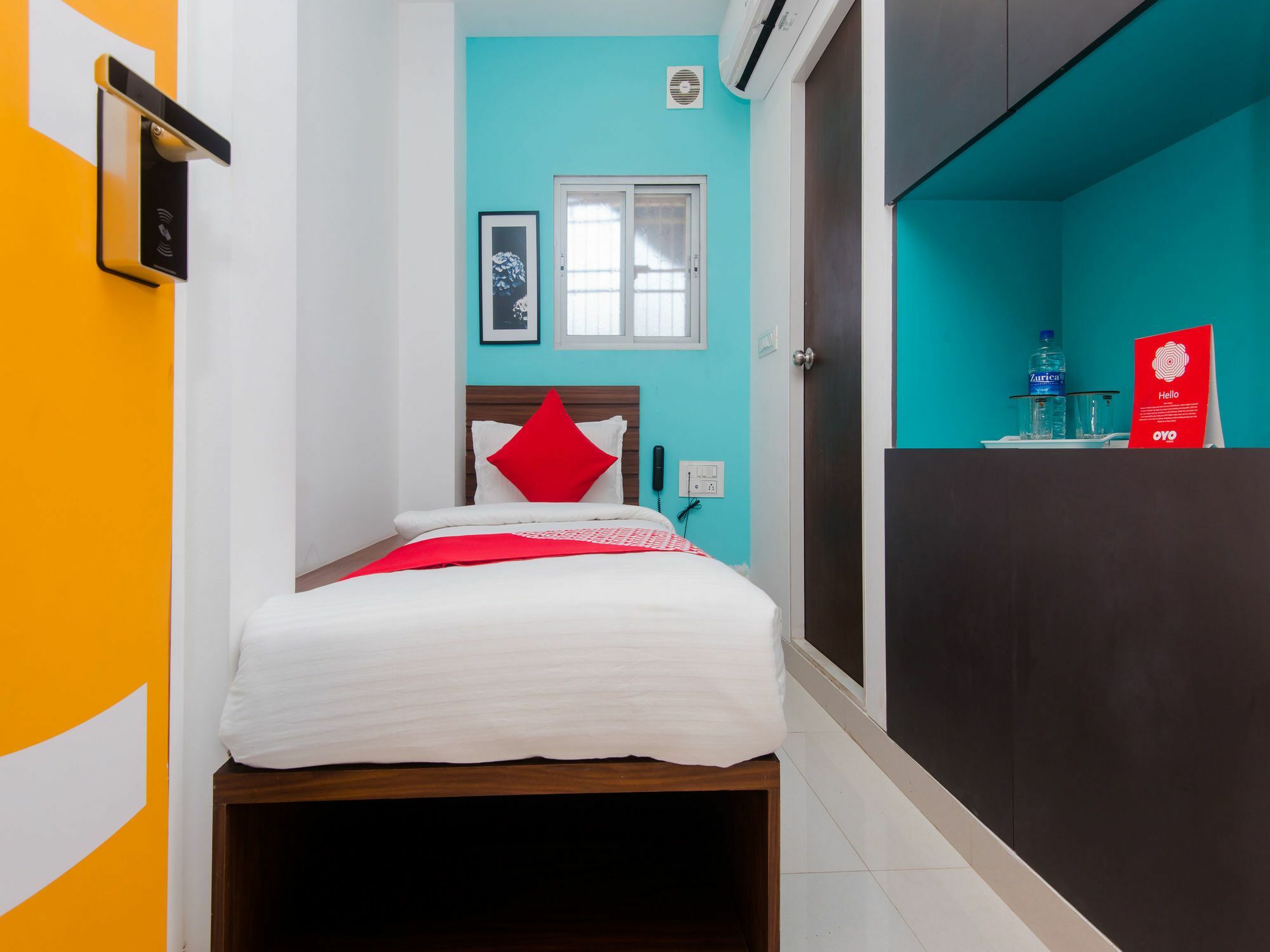 Oyo 13885 Metro Residency Hotel