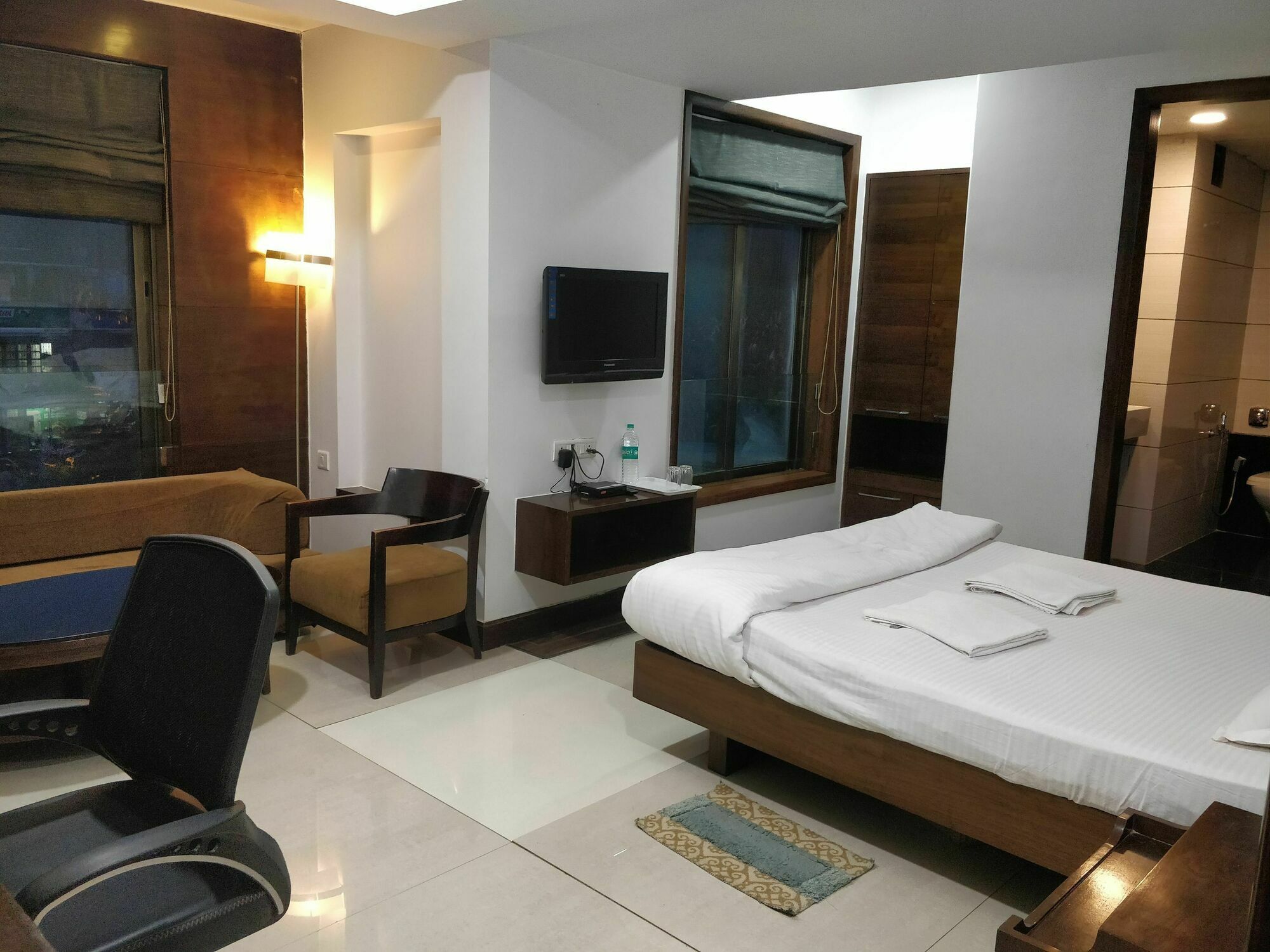 Fabhotel Midaas Comforts 3* Mumbai