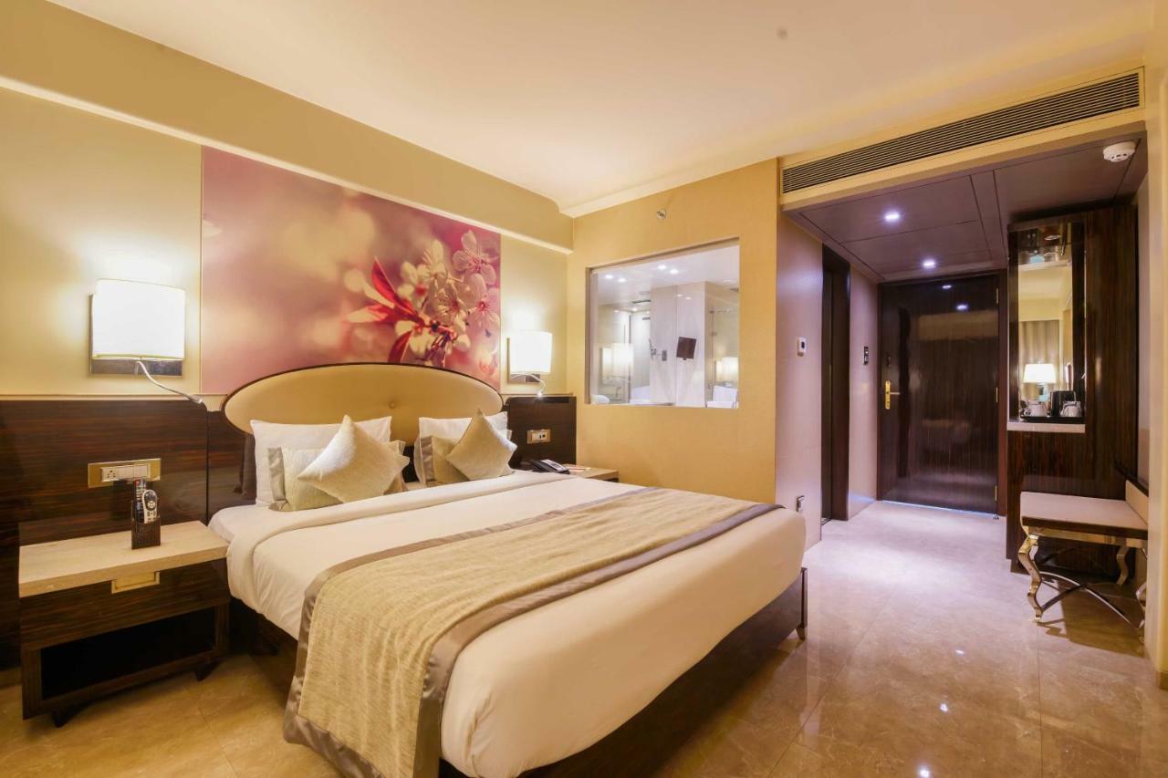 Hotel Sai Palace Grand, Malad Mumbai