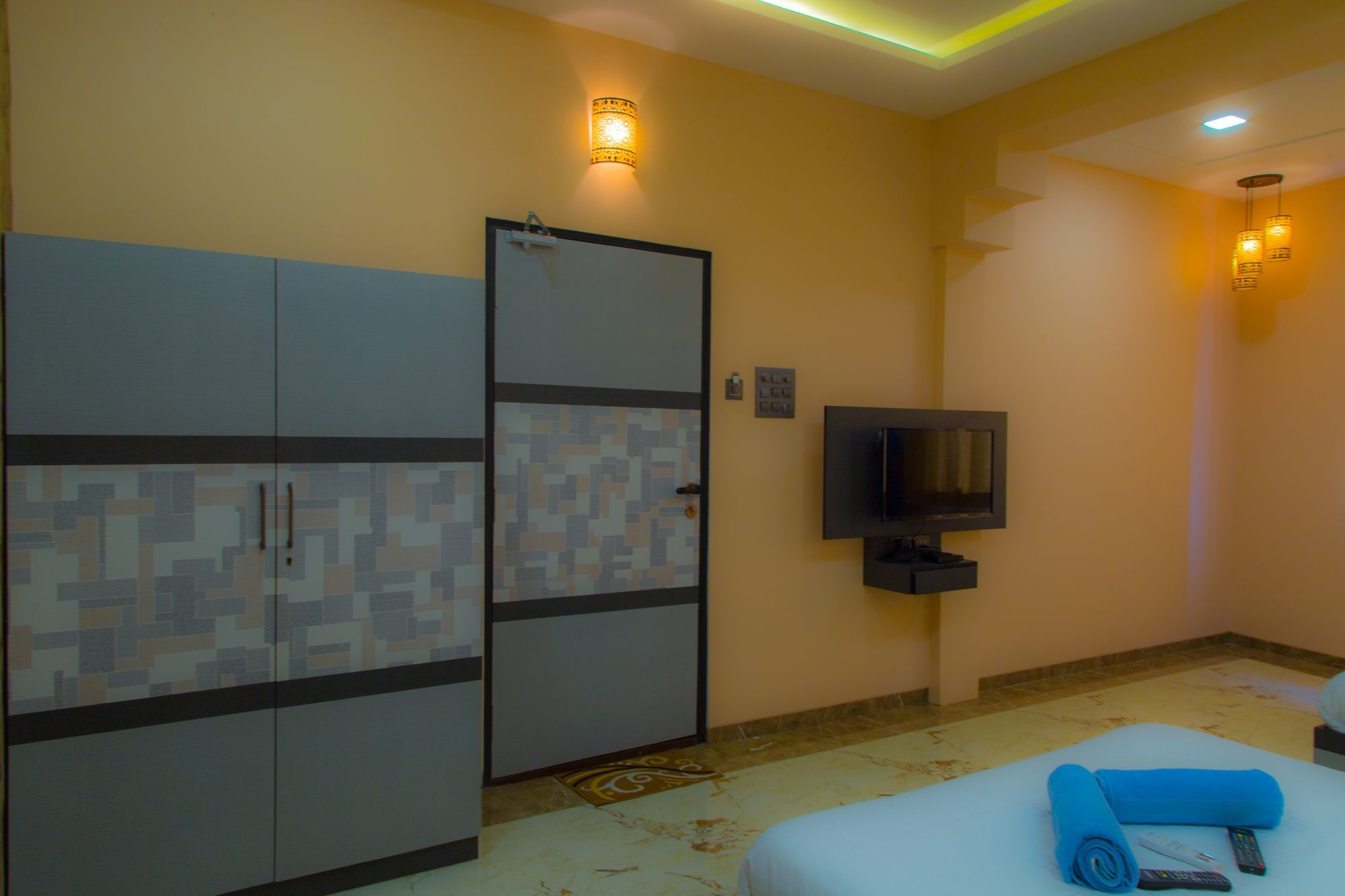 Hotel Tourister Mumbai