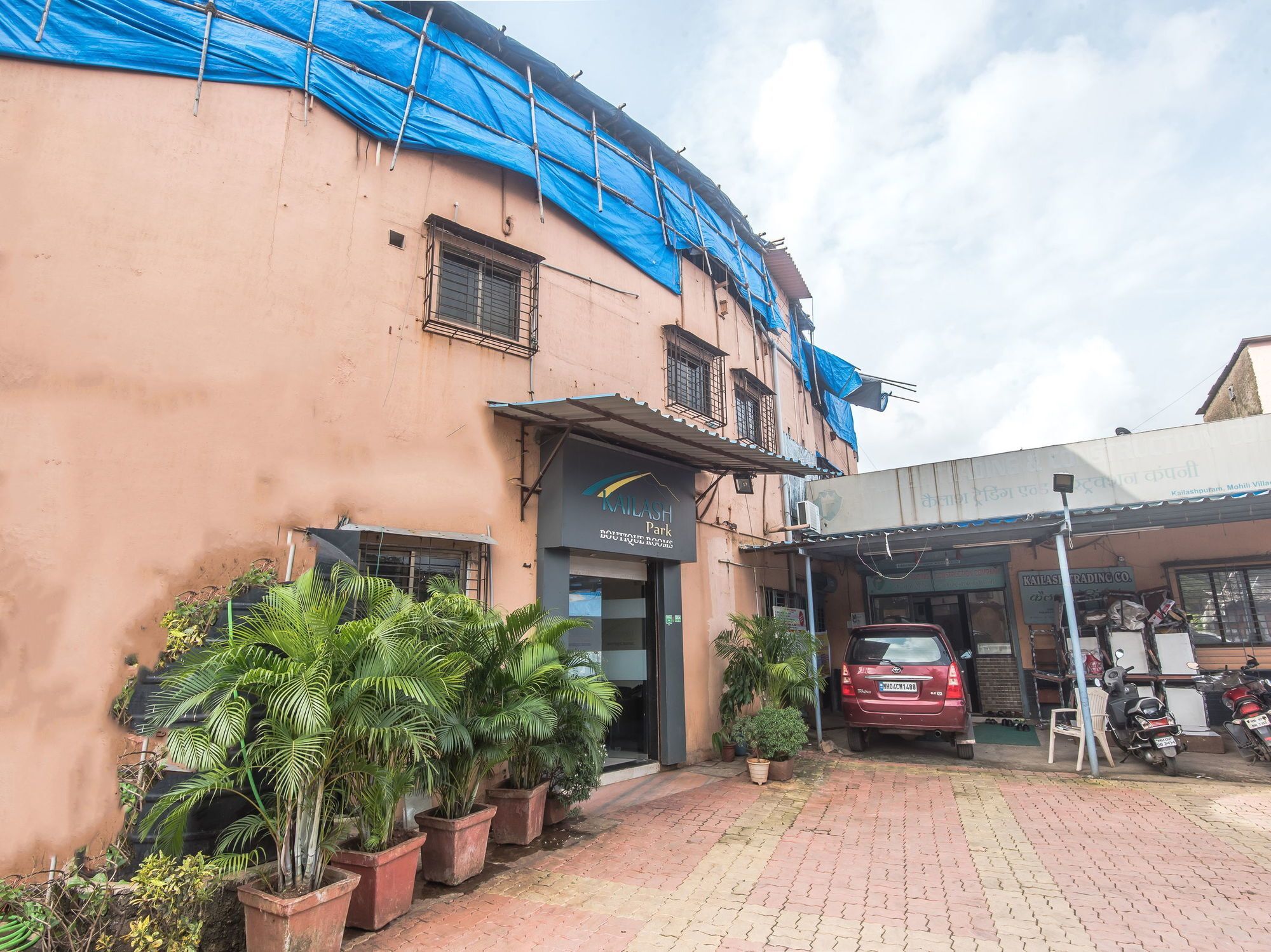 Oyo 845 Kailash Park Mumbai