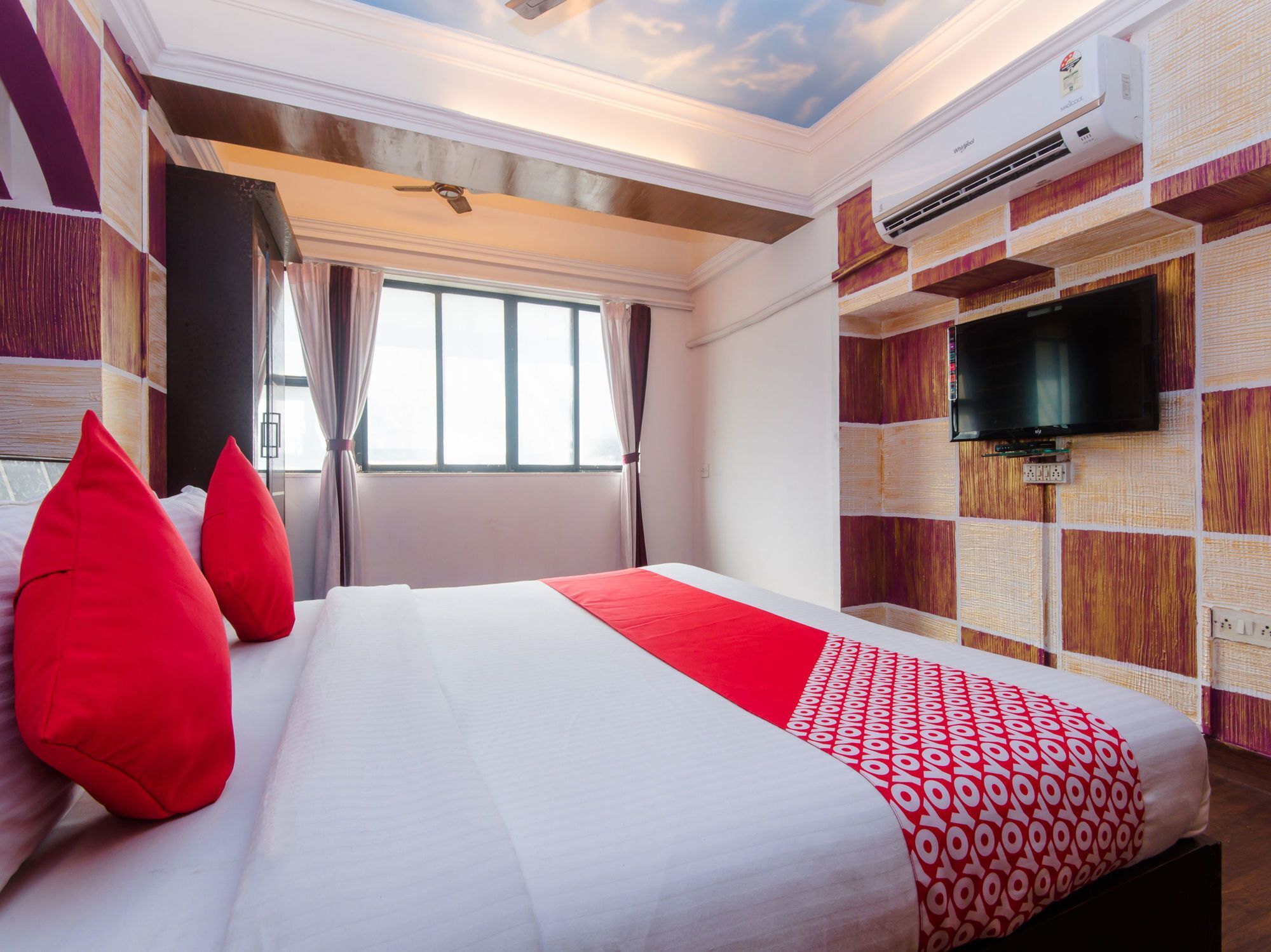 Oyo 11879 Ashu Bini Hospitality Pvt Ltd- Kalptaru 2* Mumbai
