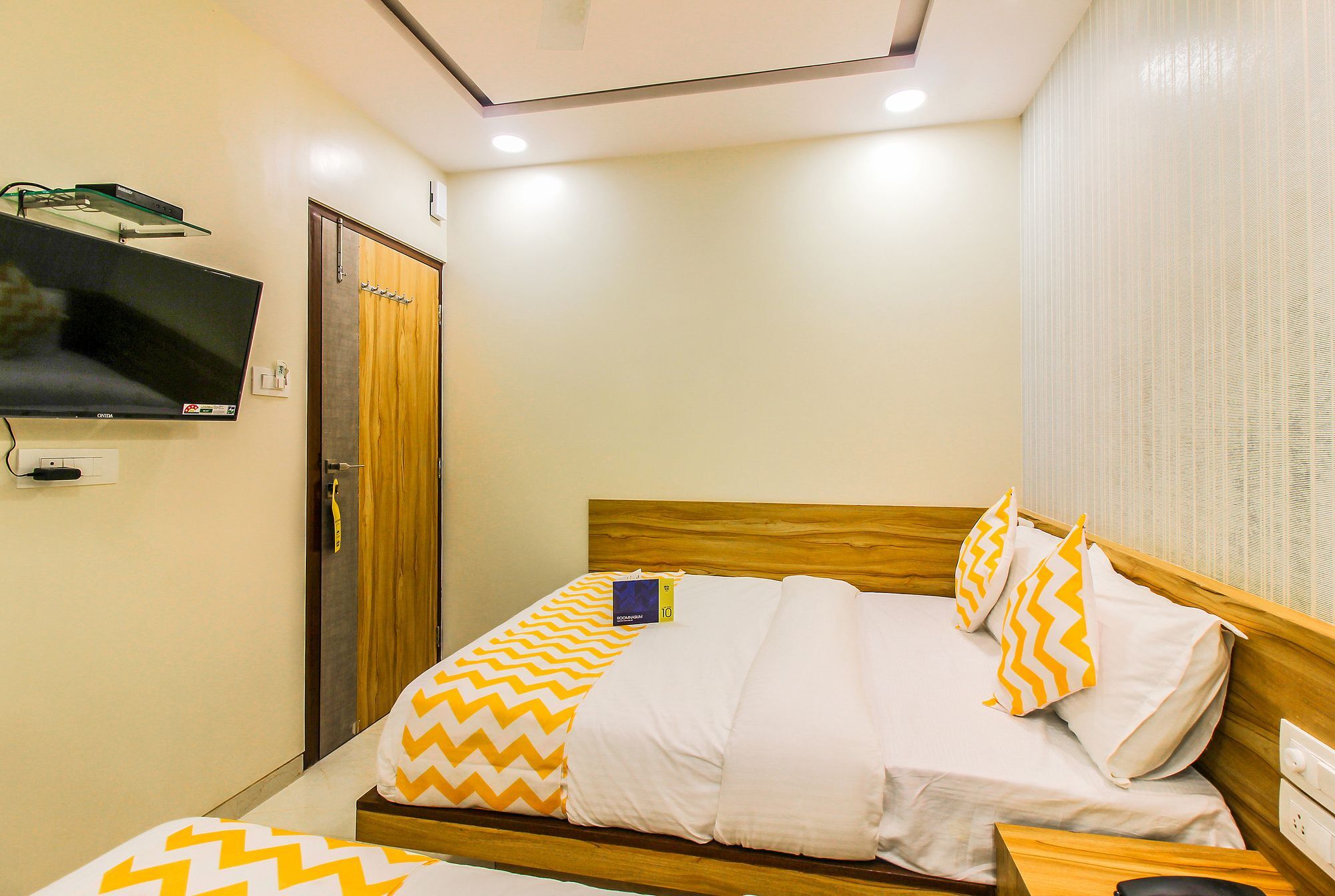 Fabexpress Marol Metro - Nr International Airport Hotel