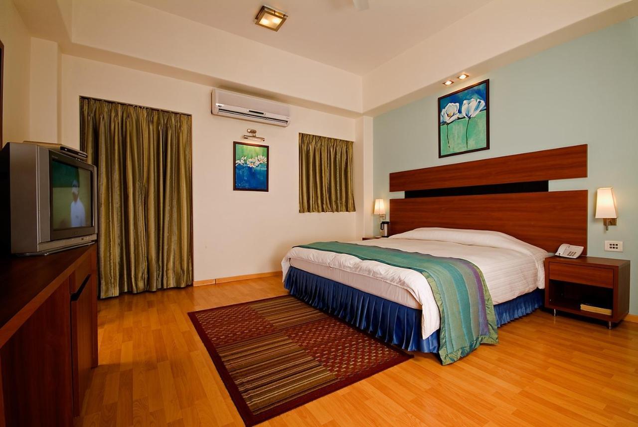 Chateau Windsor - Marine Drive