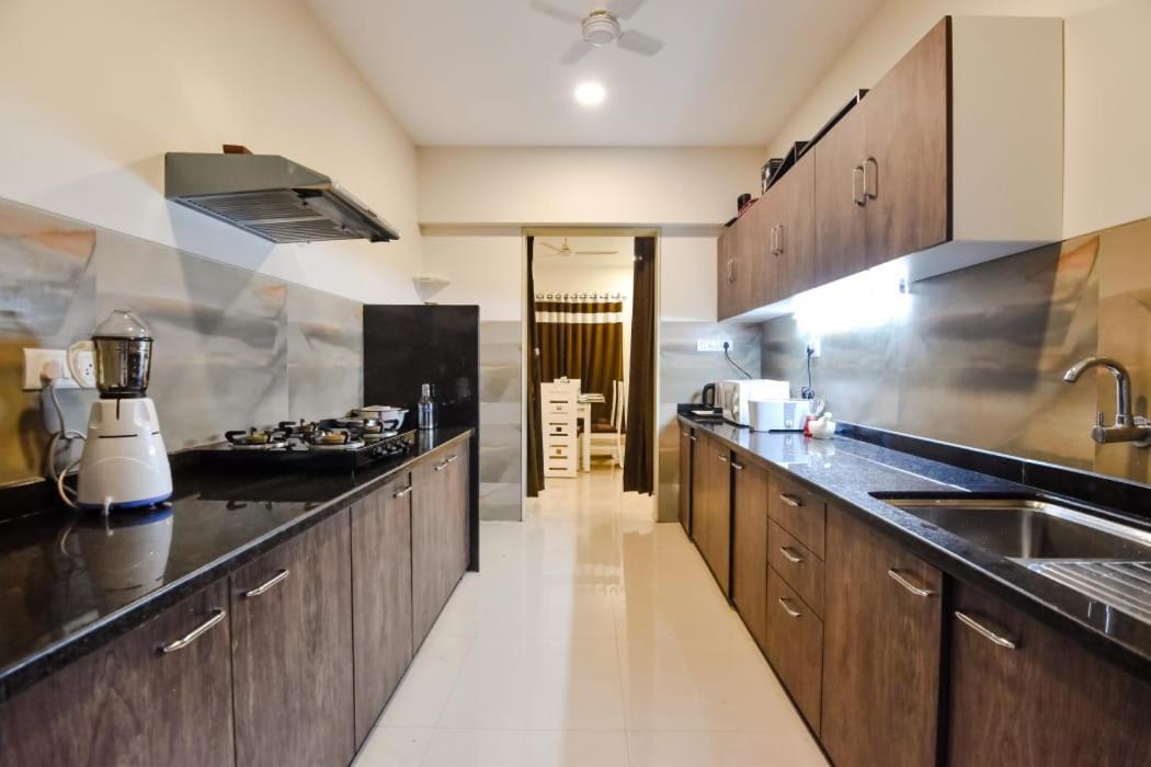 Satellite Glory Guest house *