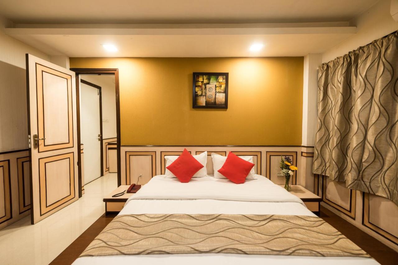 Point Dadar Hotel