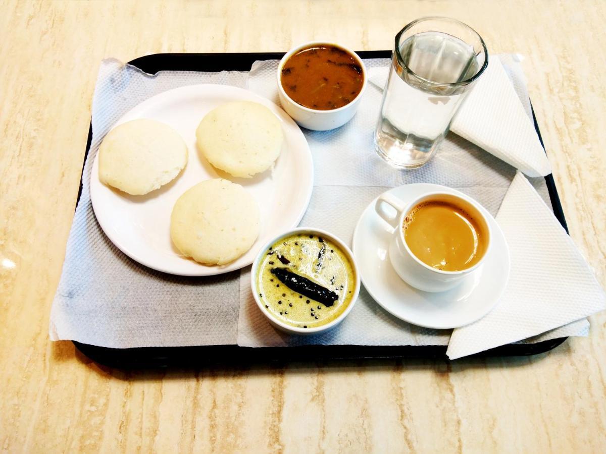 Nest N Rest - 2* Mumbai