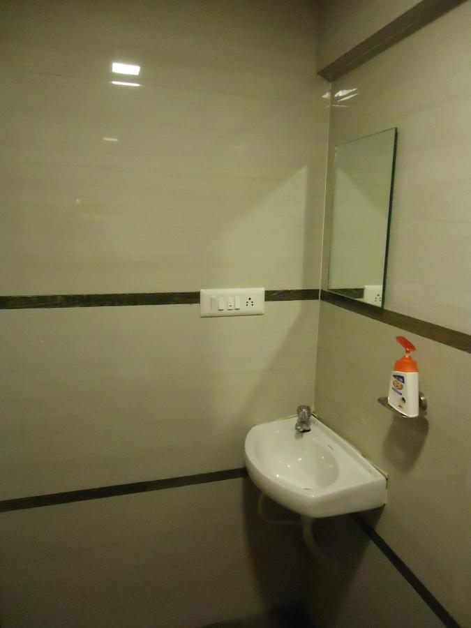Hotel Rk Residency