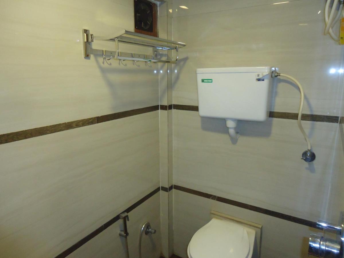 Hotel Rk Residency