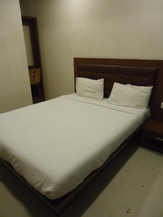 Rk Residency Hotel 2*