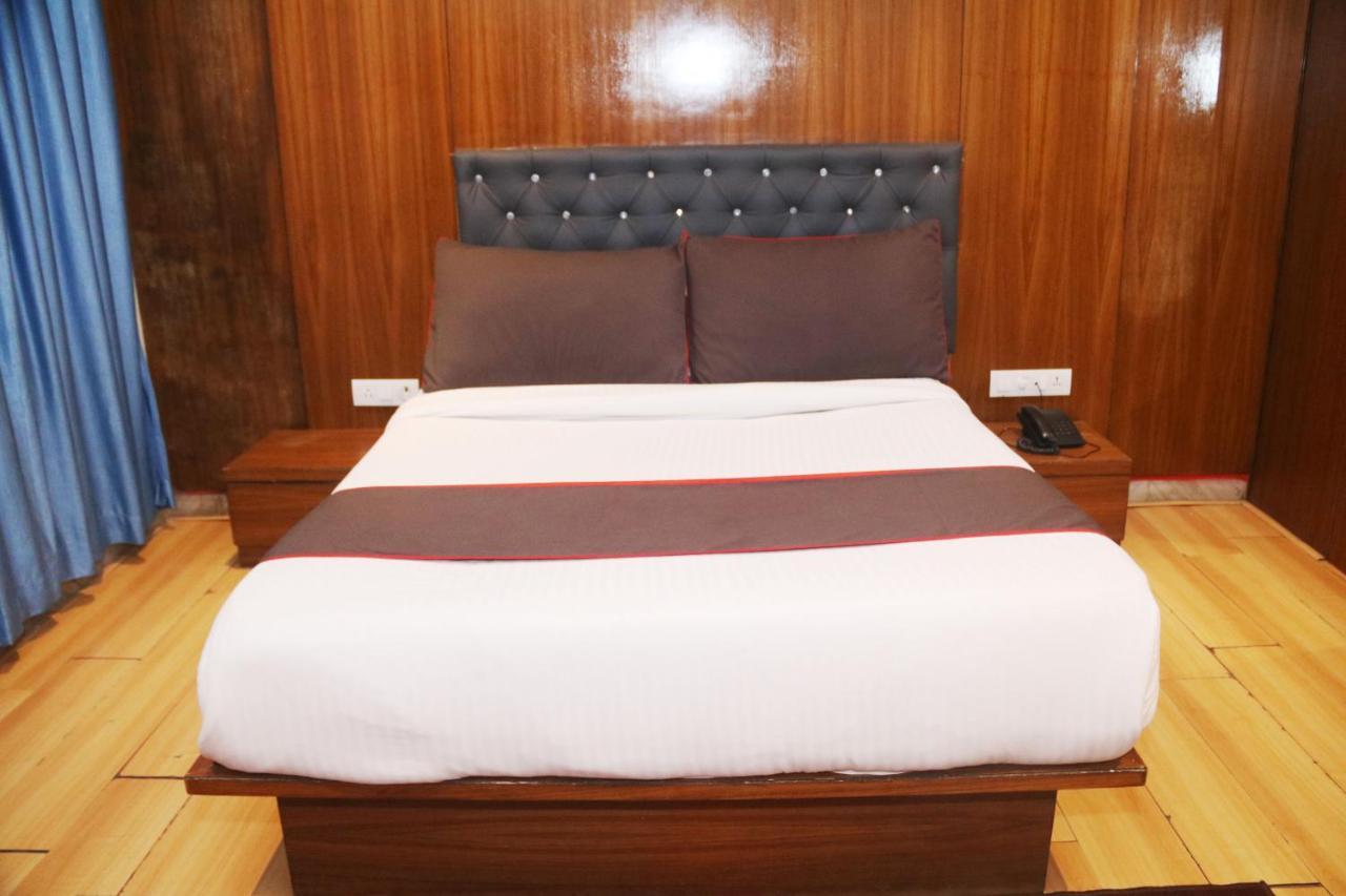 Hotel West - Andheri West
